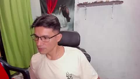 EDUAR Independent model online show from July 26, 3:26 am