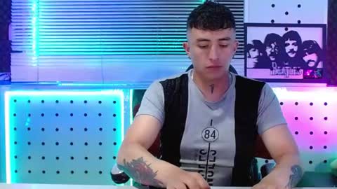 Darko0717  online show from June 21, 12:28 am