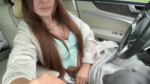 Andreea online show from September 30, 5:07 am