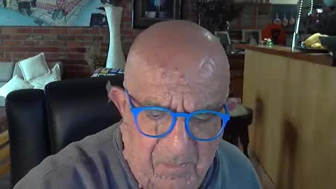 patvac online show from October 18, 11:31 pm