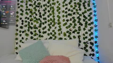 paulina online show from September 17, 1:42 am
