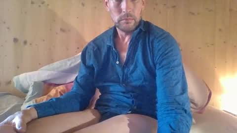Snapshot of paueriwan chatting on September 15, 1:56 pm paueriwan online show from September 15, 1:56 pm
