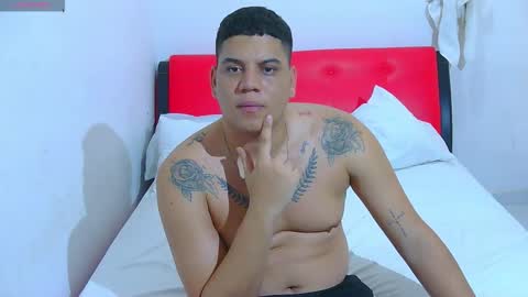 paul_4321 online show from October 26, 4:17 pm