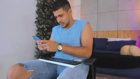 Paul Rivera online show from February 4, 2:04 am