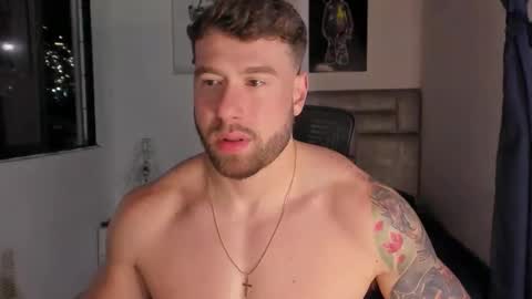 PAUL ROGER online show from March 19, 1:22 am