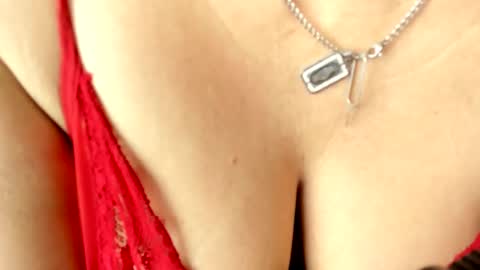 paula_ellie online show from February 25, 1:31 am
