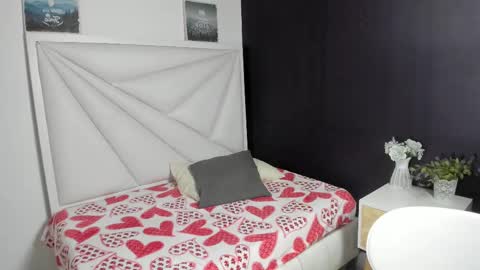 Paula online show from September 12, 2:41 pm