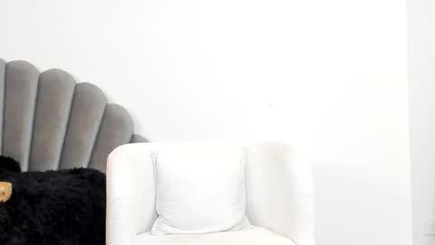 paylina monroy online show from February 7, 2:03 am