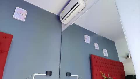 PAU  online show from October 5, 7:32 pm