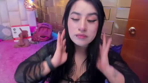 paulinabelen21 online show from February 11, 3:21 am