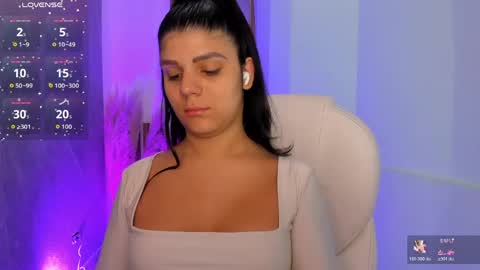 Paulina Belle online show from June 1, 1:23 pm