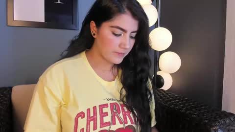 Paulina online show from February 14, 1:29 pm