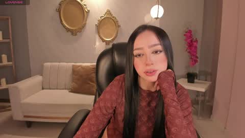 Pauline Sanz online show from May 12, 7:12 pm