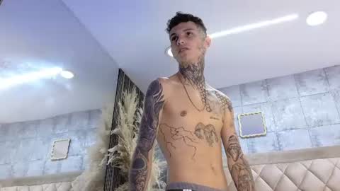 Paulo online show from June 10, 11:36 pm