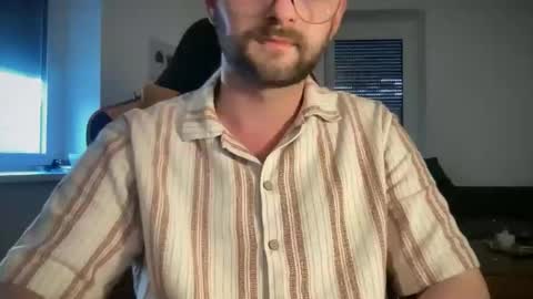 love bush online show from April 26, 5:32 pm