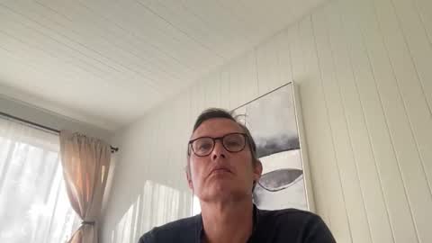 paulwill2377 online show from November 10, 11:07 pm