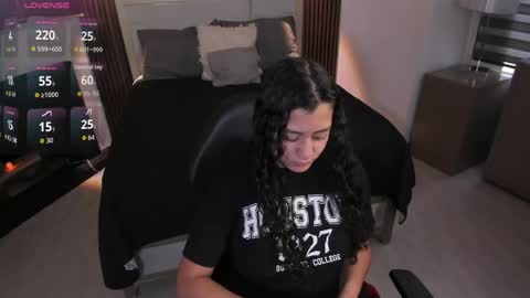 Paulys  online show from May 13, 12:15 pm