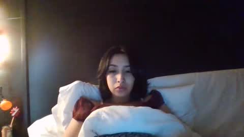 Snapshot of pauyozemin chatting on December 8, 7:32 pm Paulina Ruiz online show from December 8, 7:32 pm