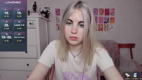 Allisses online show from October 18, 7:45 am