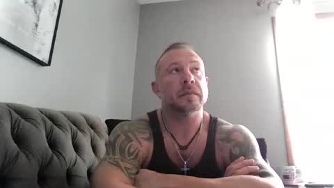 paytondaniel44 online show from April 14, 5:27 pm