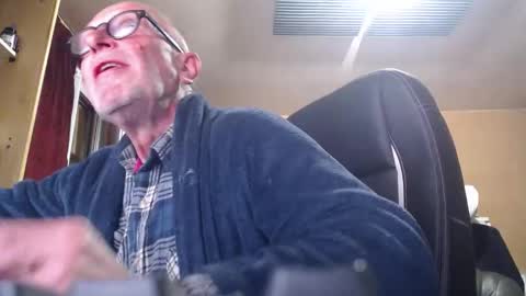 pc8474408 online show from May 4, 1:56 am