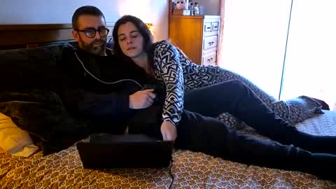 pdahot online show from December 15, 10:00 am