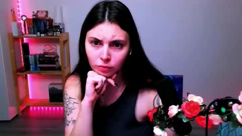 Peachy online show from October 9, 6:24 pm