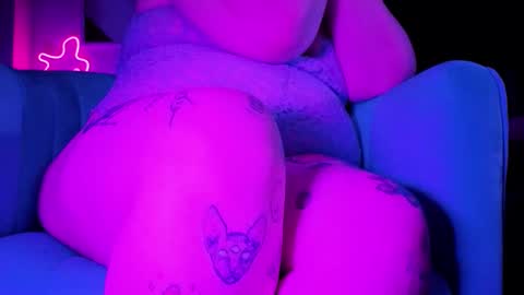 Peachy Nessa online show from March 19, 9:37 am