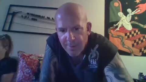 peanutbutterandjealous1 online show from May 1, 9:31 pm