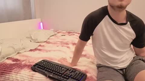 Rina and Max online show from February 8, 9:02 am