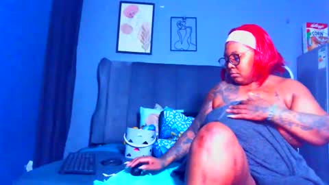 Pearl online show from March 14, 11:20 pm