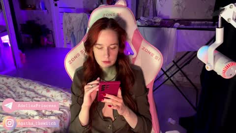 Snapshot of pearlprincess_ chatting on February 26, 3:46 am Adelina online show from February 26, 3:46 am