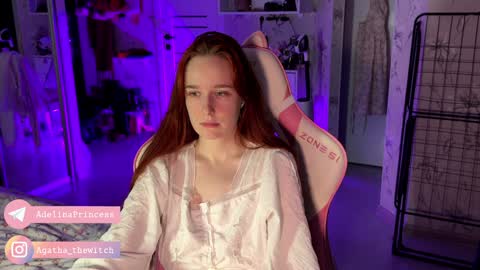 Snapshot of pearlprincess_ chatting on February 7, 3:24 am Adelina online show from February 7, 3:24 am