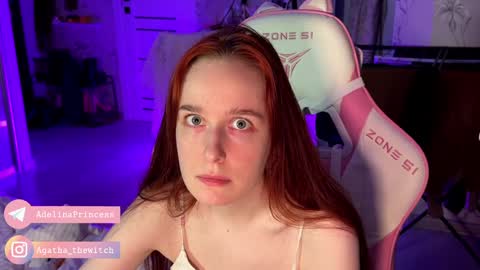Snapshot of pearlprincess_ chatting on January 29, 11:14 pm Adelina online show from January 29, 11:14 pm