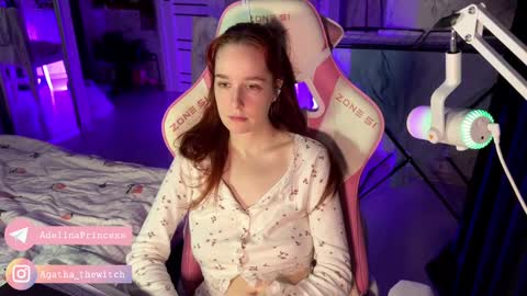 Snapshot of pearlprincess_ chatting on February 13, 9:50 pm Adelina online show from February 13, 9:50 pm