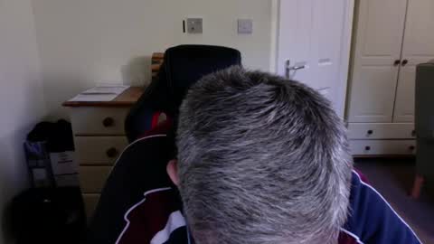 pears324 online show from December 8, 11:03 am