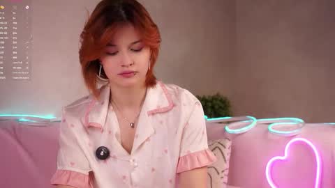 Lily online show from October 7, 1:23 am