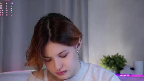 Lily online show from October 28, 12:55 am