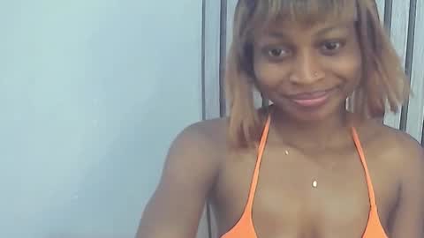 Lizzy online show from October 9, 1:05 pm