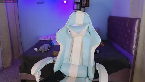 peggy-funn online show from January 13, 2:28 am