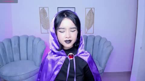 pekylove online show from October 31, 5:57 pm