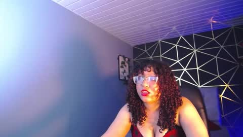 penelope_velle online show from October 7, 8:05 pm
