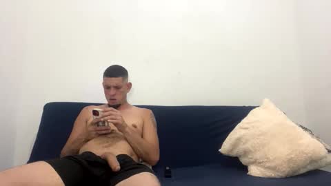 independent model online show from March 1, 5:22 am