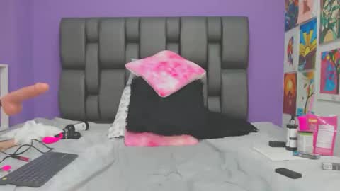 Gaby online show from October 5, 2:13 pm