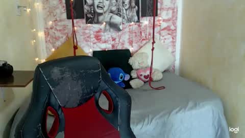 penelopeheart3 online show from October 22, 10:33 pm