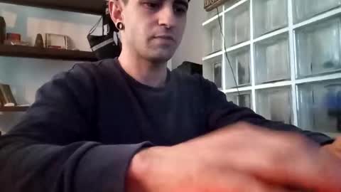 penesvoladores92 online show from March 7, 5:13 pm