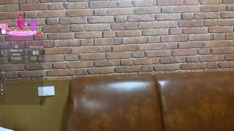 penny_coco online show from May 12, 10:46 am