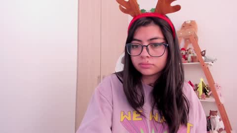 Sarah Ana Banana online show from December 24, 12:55 pm