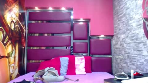 perfectlump online show from February 26, 7:10 pm