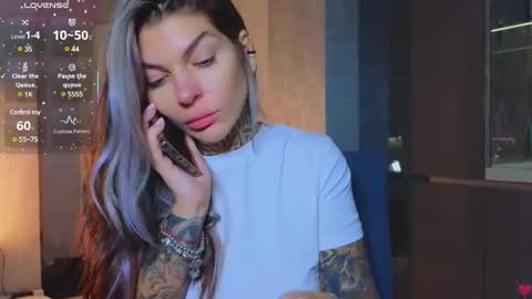 Anna online show from March 4, 3:59 pm